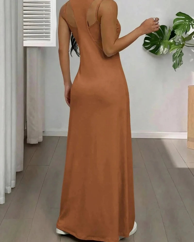 Completo 2 pezzi canotta e abito lungo con cut-out