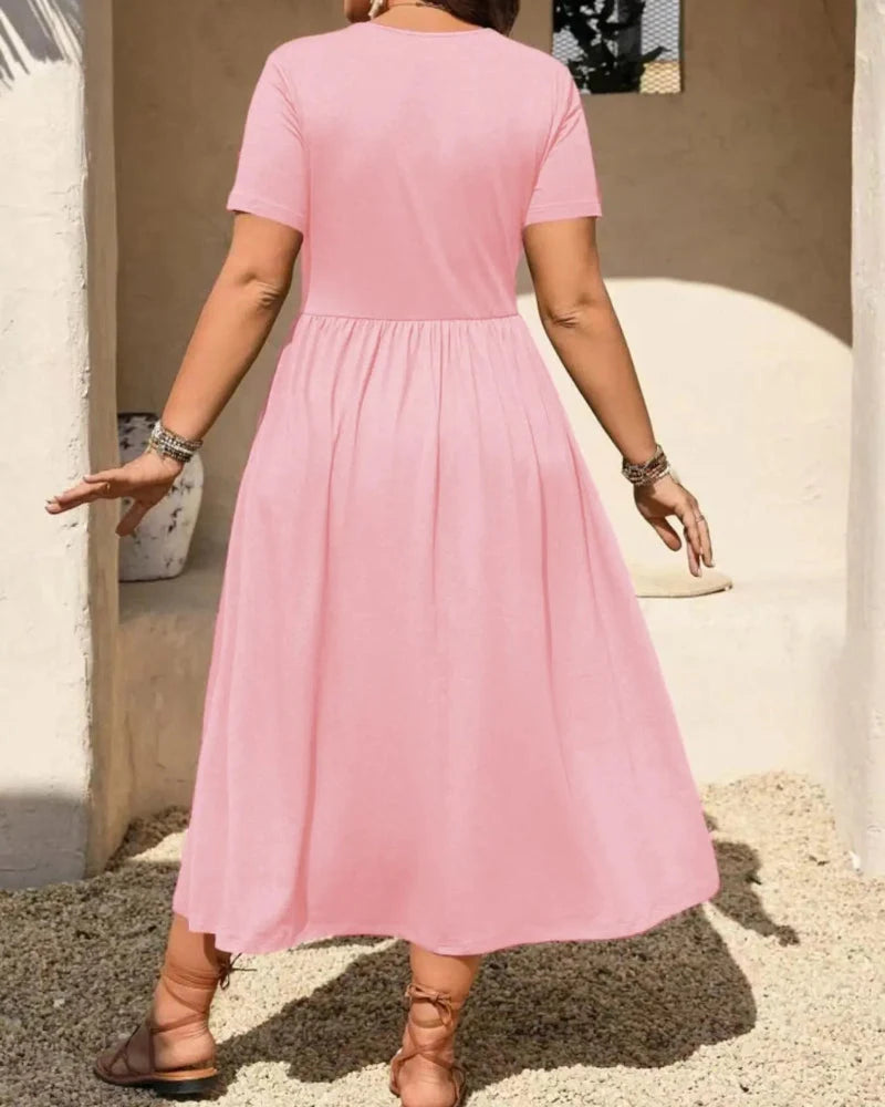 Abito midi svasato taglie comode arricciato con scollo a V