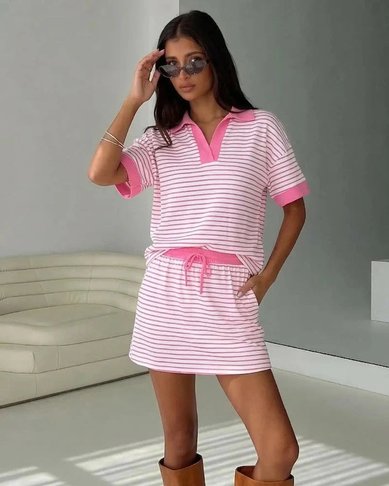 Completo 2 pezzi polo con scollo a V e gonna-pantalone