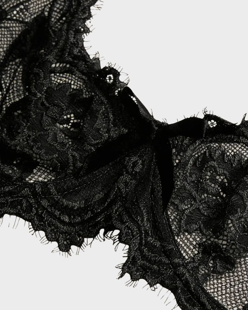 Reggiseno con ferretto scollato in pizzo floreale