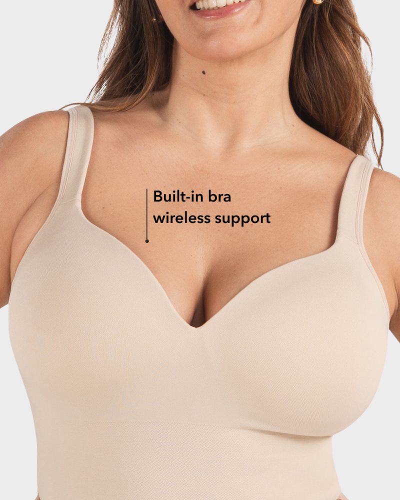 Canotta modellante con scollo a cuore e reggiseno integrato